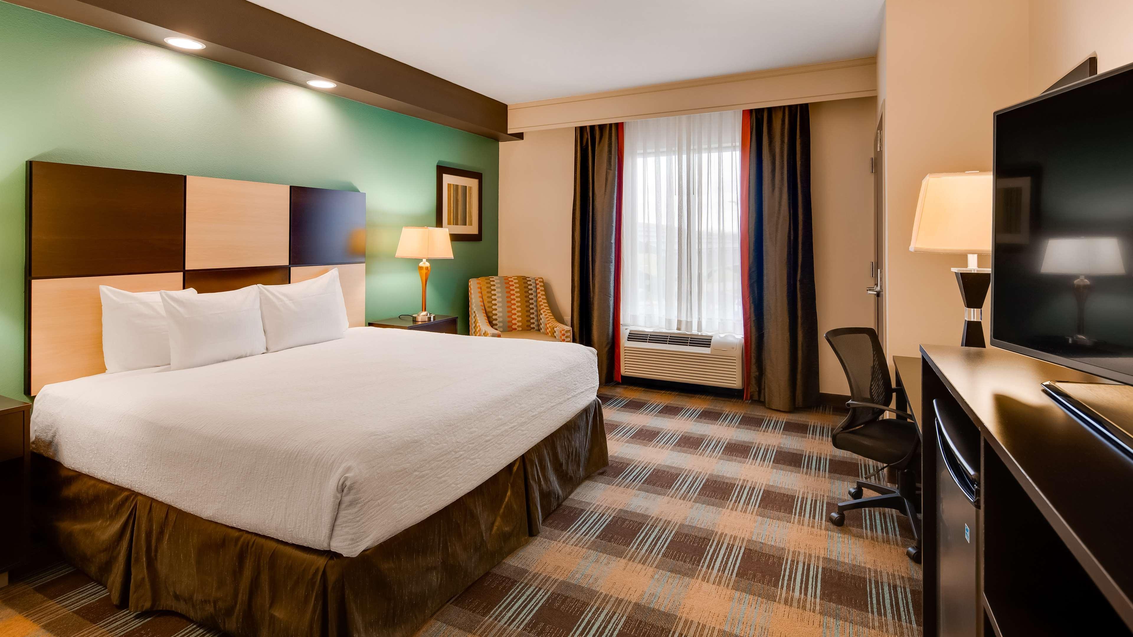 Best Western Plus Atrium Inn & Suites Clarksville Extérieur photo