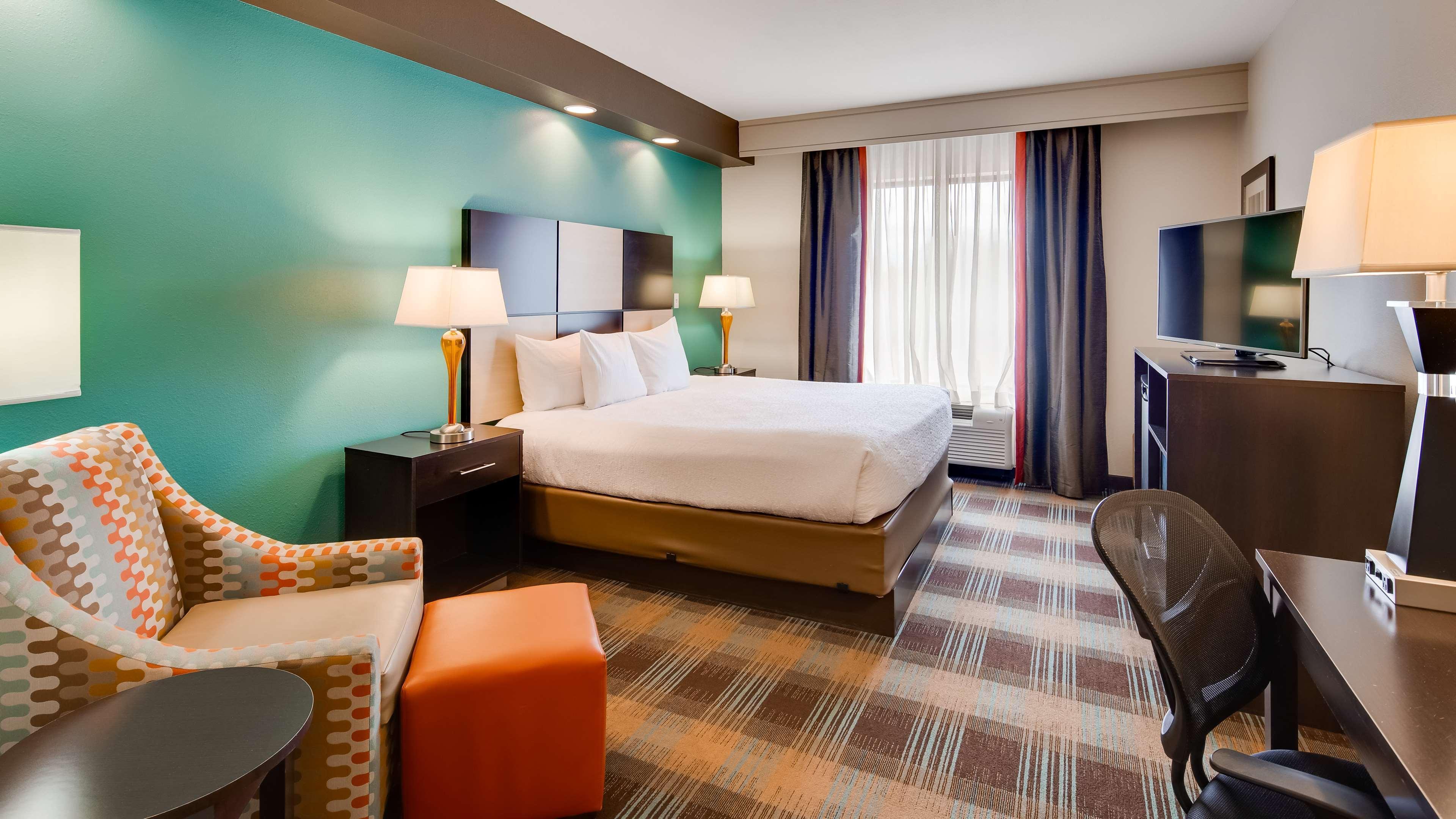 Best Western Plus Atrium Inn & Suites Clarksville Extérieur photo