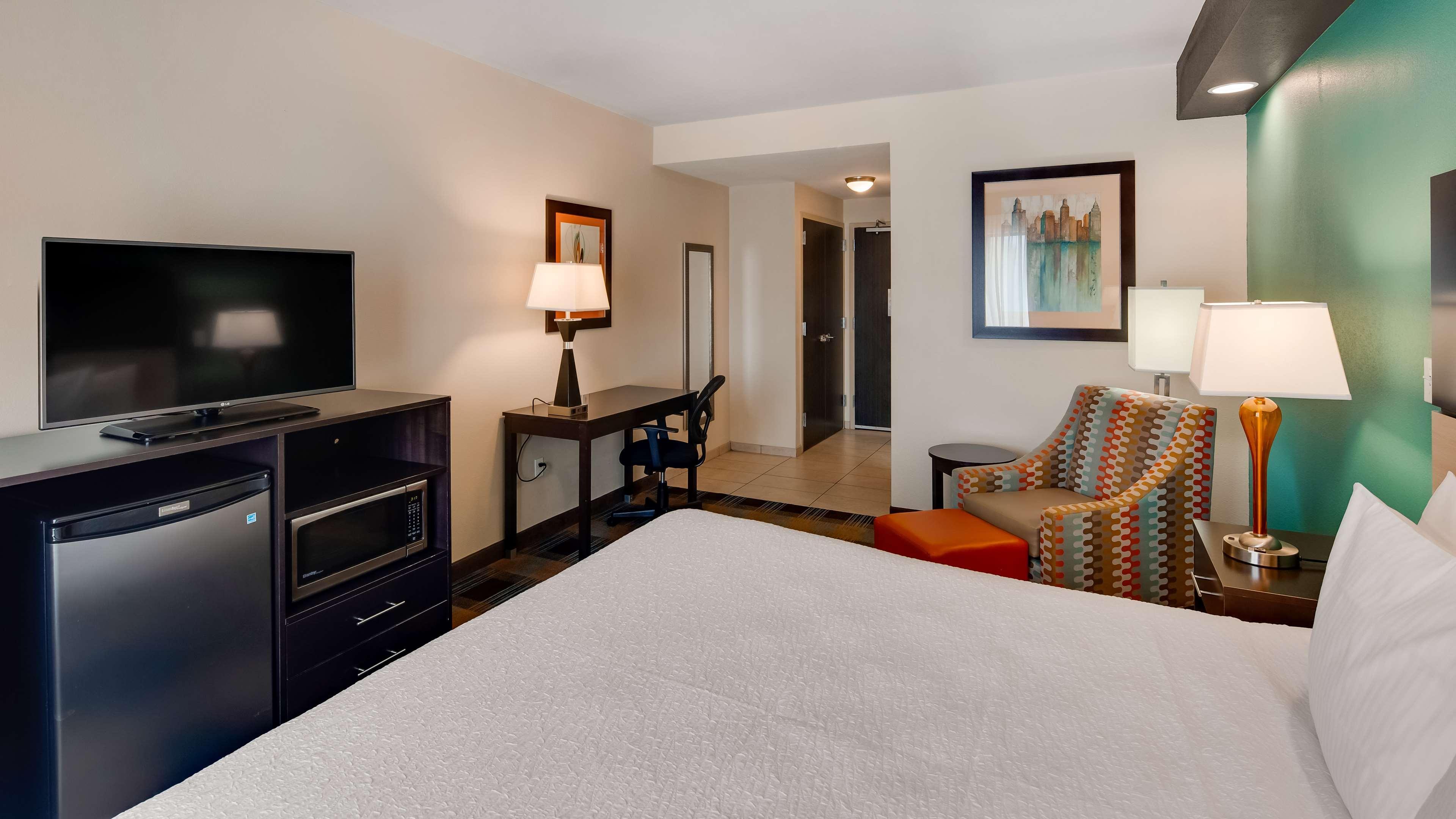 Best Western Plus Atrium Inn & Suites Clarksville Extérieur photo