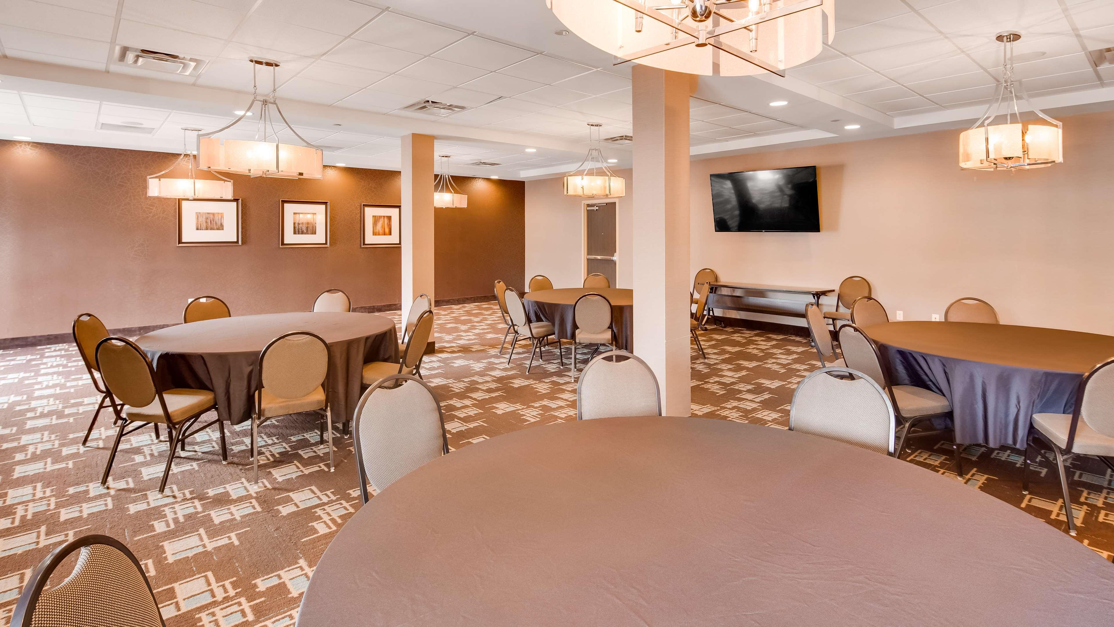 Best Western Plus Atrium Inn & Suites Clarksville Extérieur photo